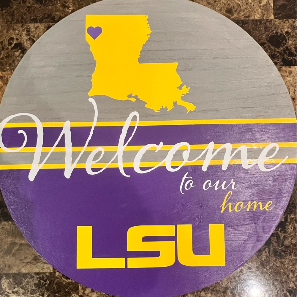 LSU door sign